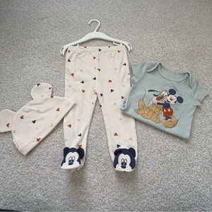 Disney - 3 pc set Mickey and Goofy